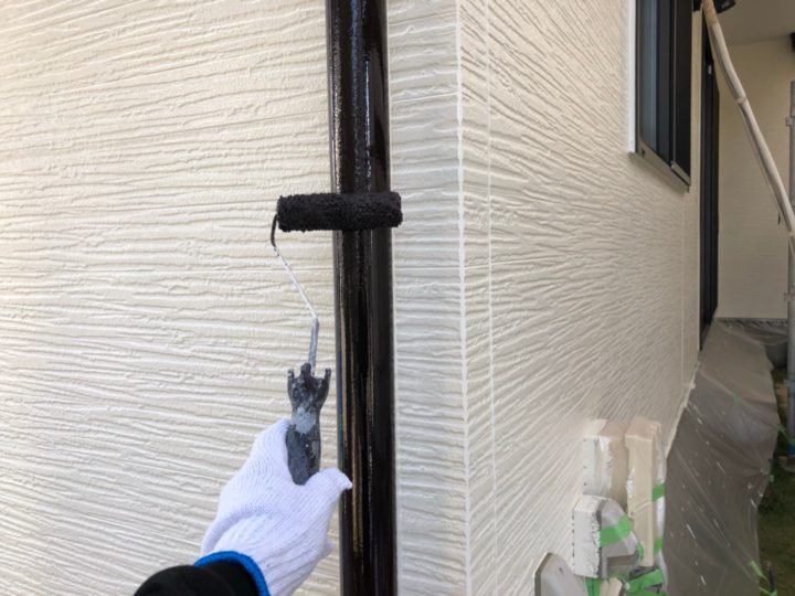 雨樋塗装２回目