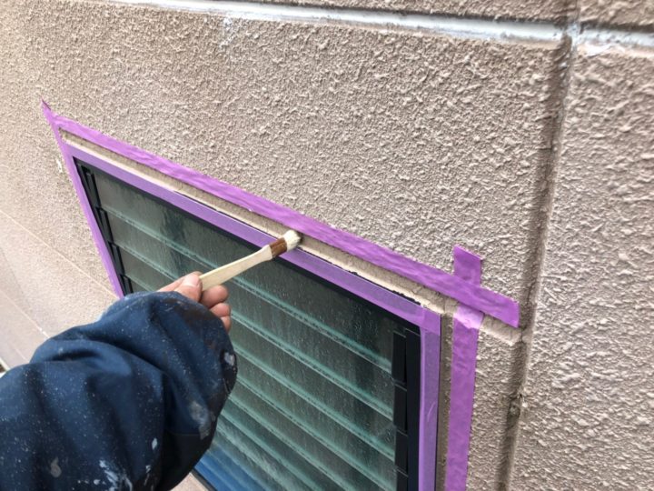 開口部廻りプライマ－塗布