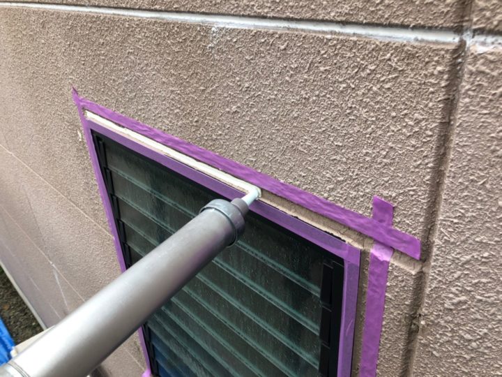 開口部廻りシ－リング充填