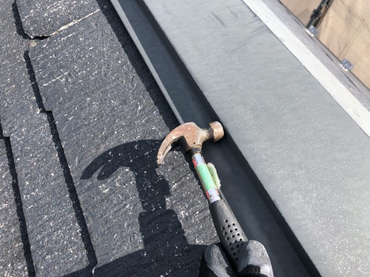 棟板金釘打ち