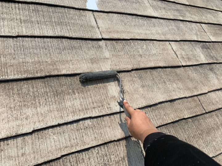 屋根下塗り