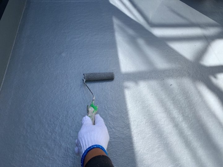 ベランダ床上塗り
