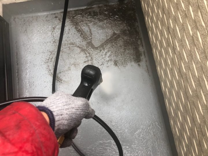 ベランダ高圧洗浄