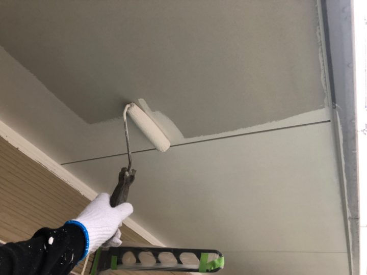 軒天塗装1回目
