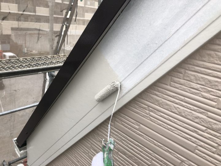 破風板中塗り