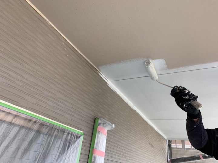 軒天塗装1回目