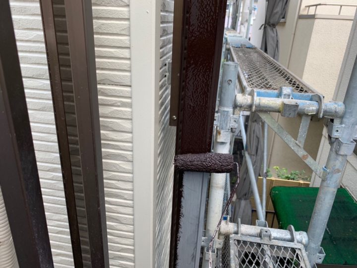 雨樋塗装1回目