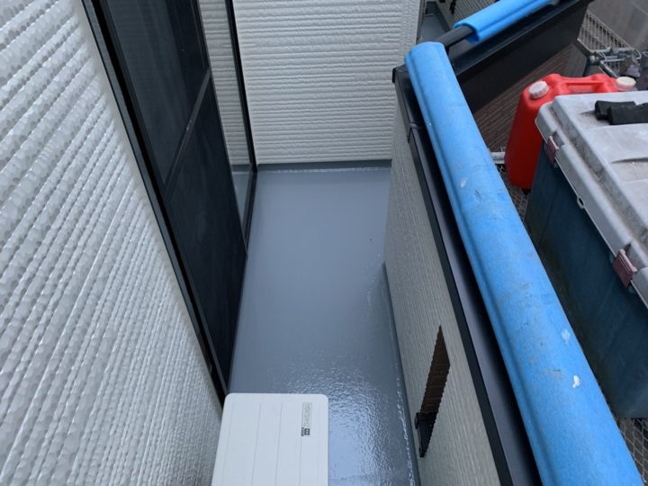 ベランダ床完了全景
