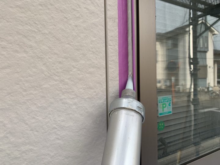 開口部廻りシ－リング材充填
