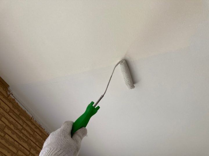 軒天塗装1回目
