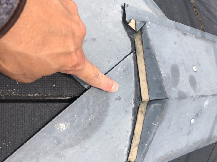 棟板金シーリング施工前