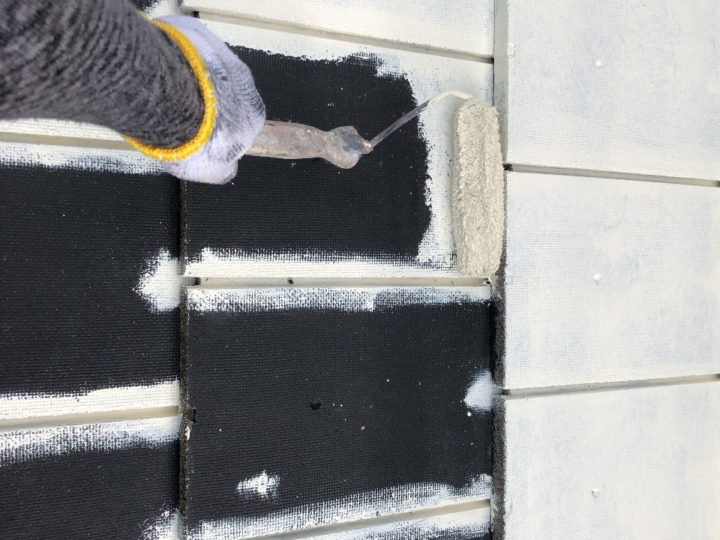 セメント瓦屋根下塗り