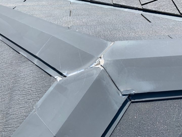 棟板金シーリング補修施工前