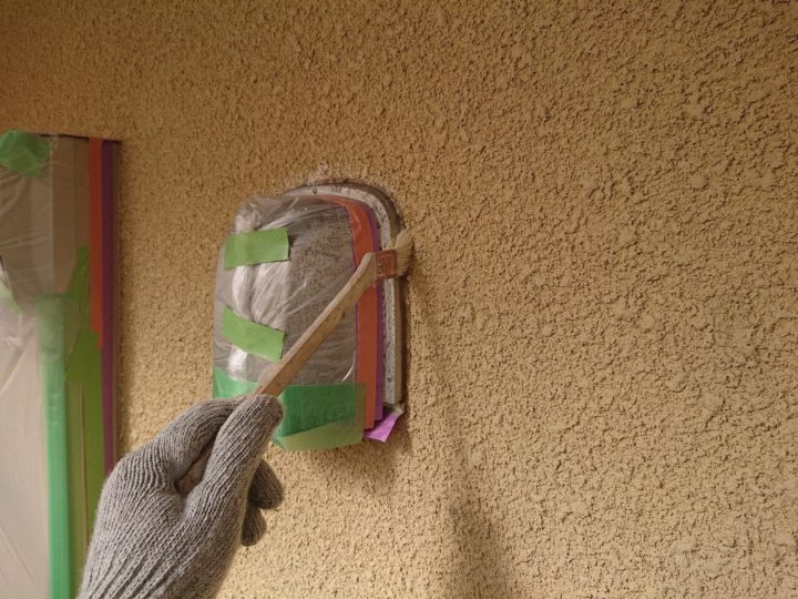 専用プライマ－の塗布