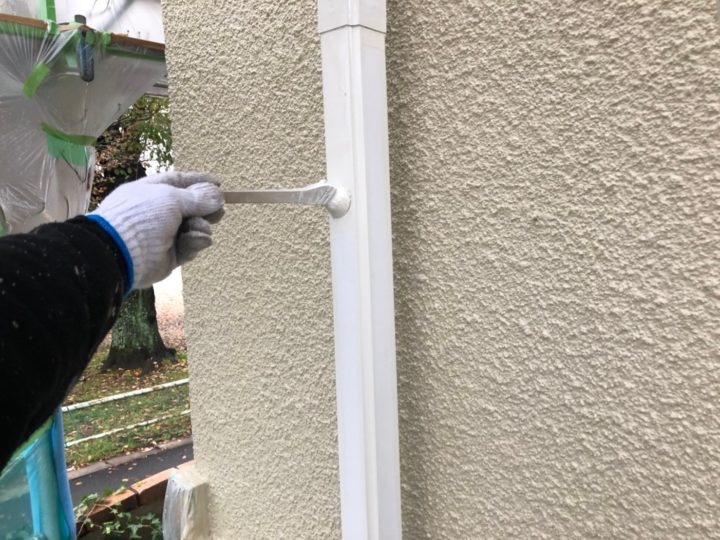 雨樋塗装1回目