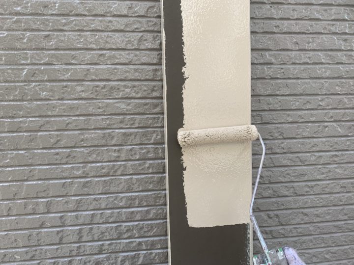 装飾帯塗装１回目