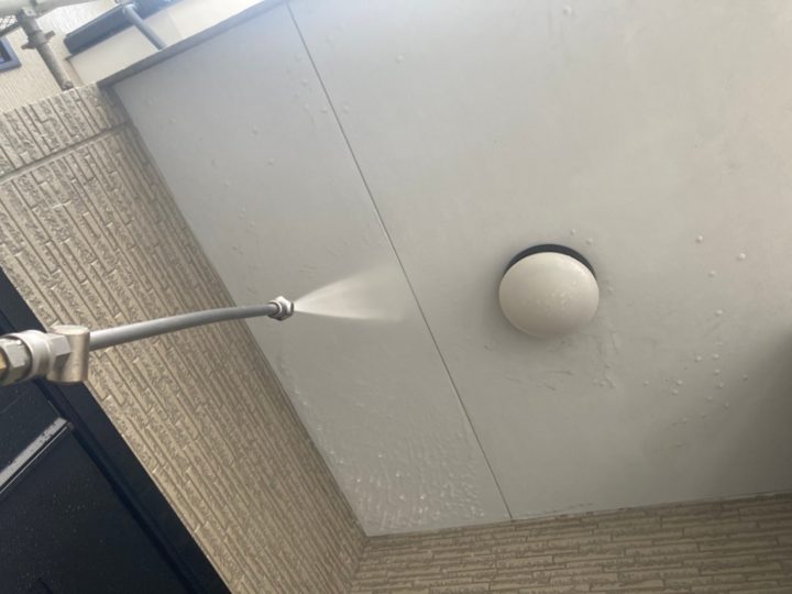 軒天高圧洗浄