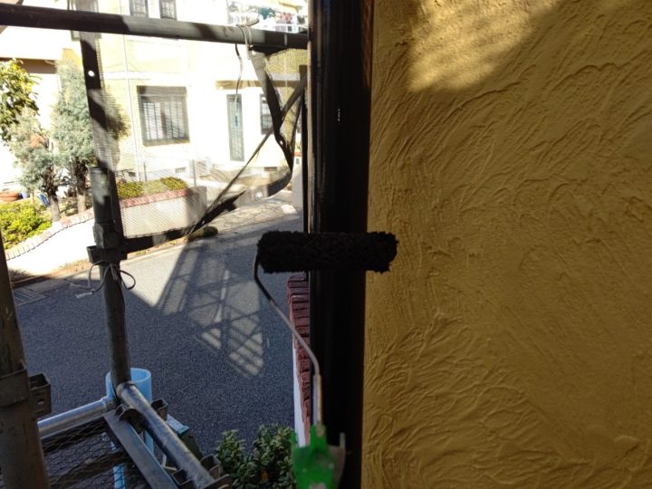 雨樋塗装２回目