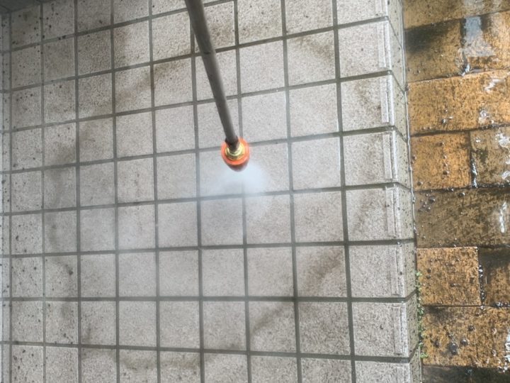 玄関タイル洗浄