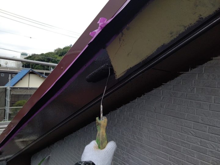 破風板塗装１回目