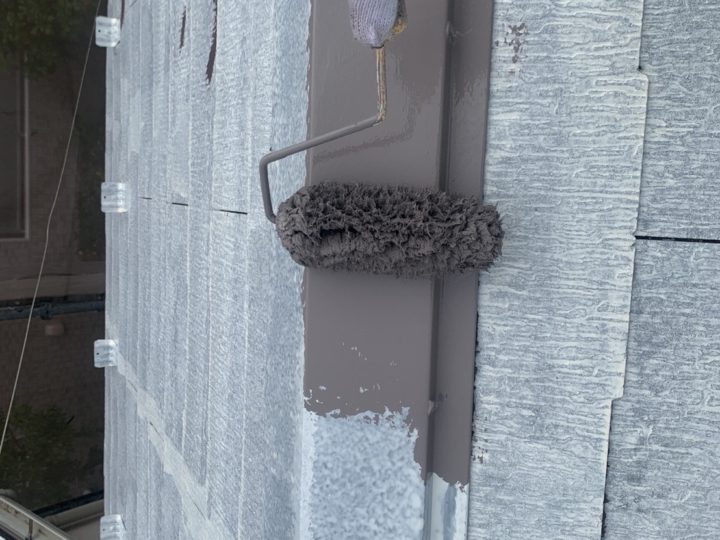 屋根板金中塗り