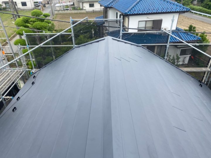 屋根板金完了全景