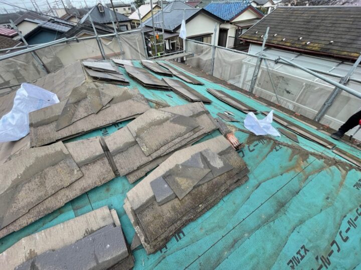 既存スレ－ト屋根撤去状況