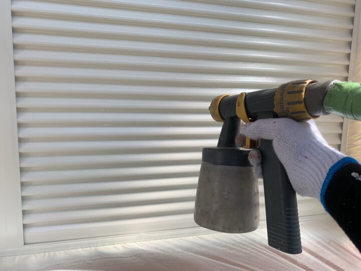 雨戸上塗り