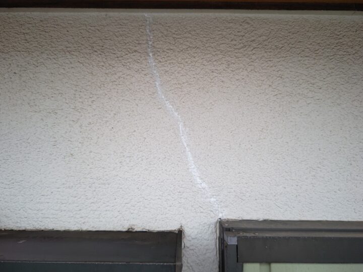 外壁ひび割れ補修施工後