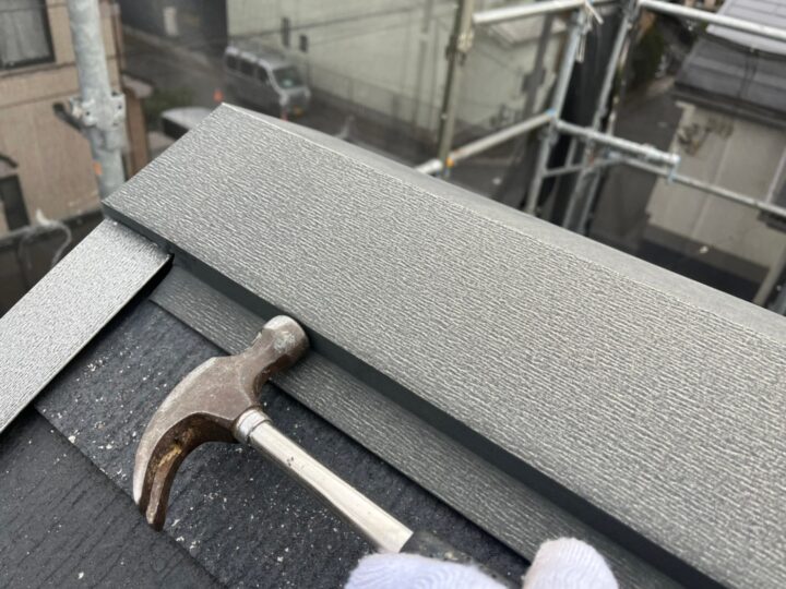 屋根板金釘打ち施工前中