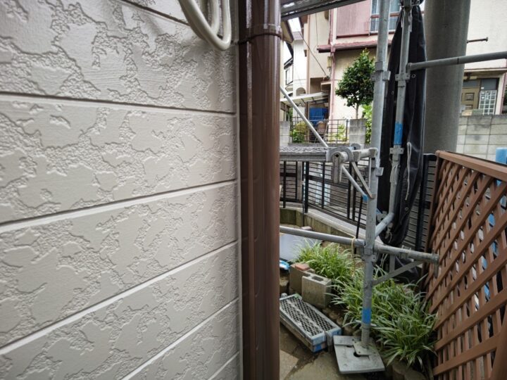 雨樋完了全景