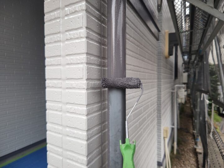 雨樋塗装１回目