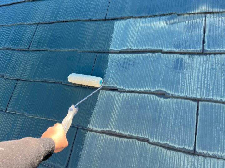 スレ－ト屋根下塗り