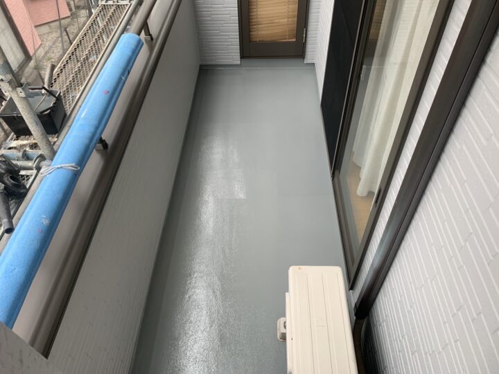 ベランダ床完了全景