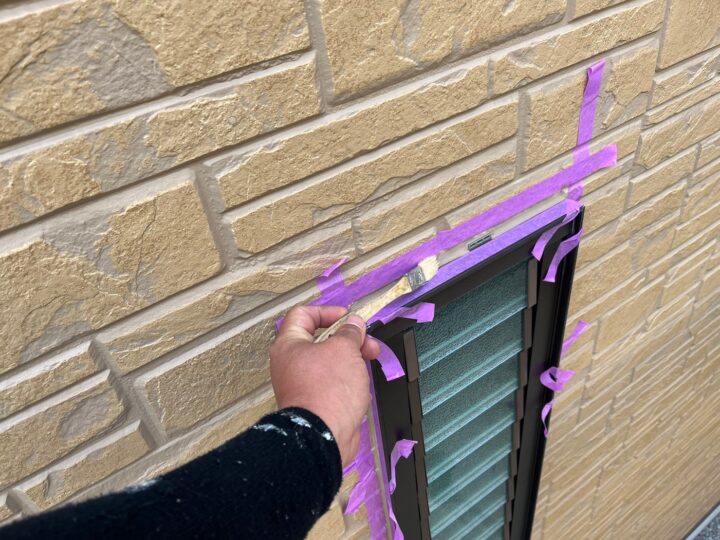 開口部廻り専用プライマ－塗布