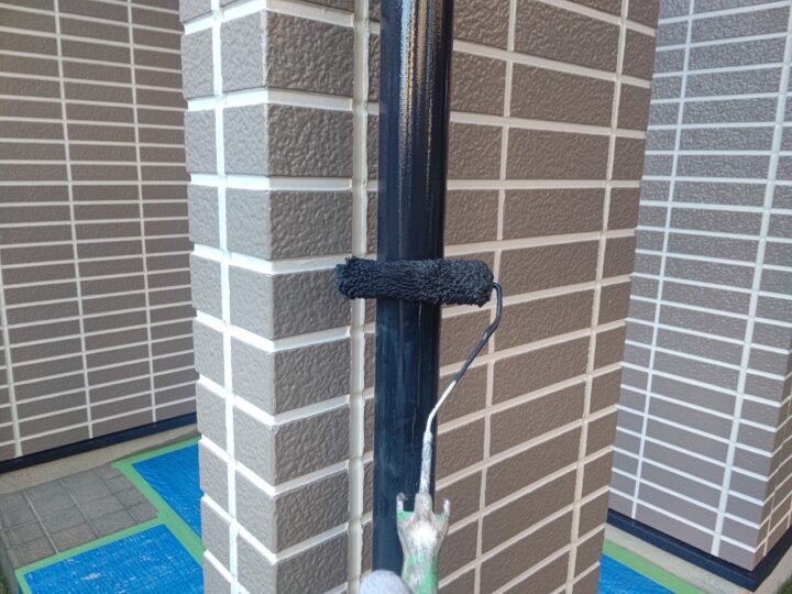 雨樋塗装１回目