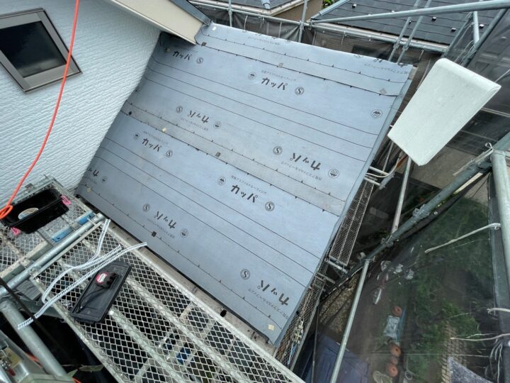 ゴムアスファルトルーフィング貼り付け工事完了全景