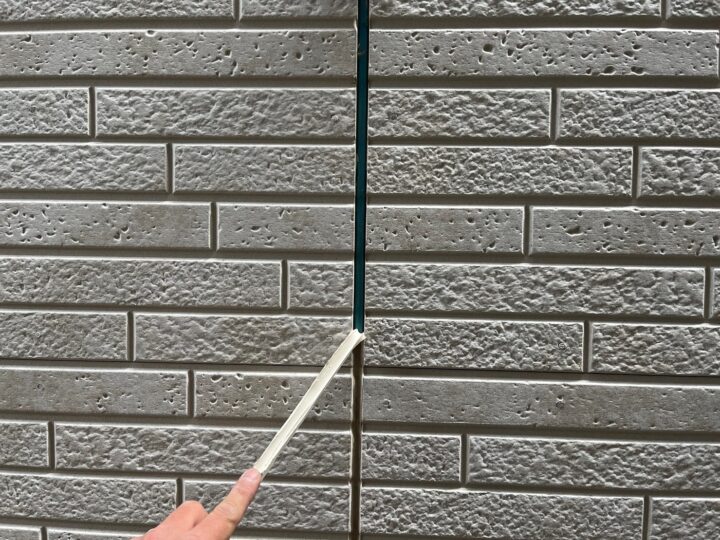 外壁板間シーリング撤去工事