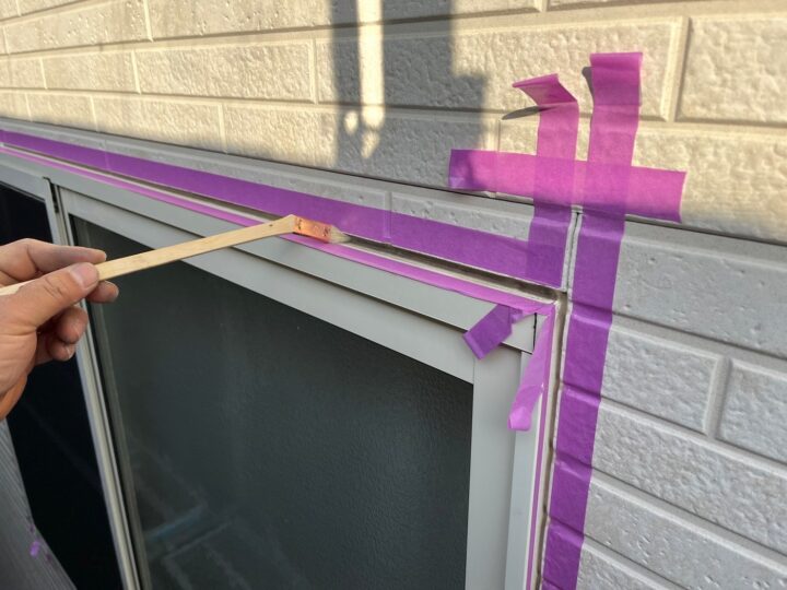 開口部廻り専用プライマ－塗布