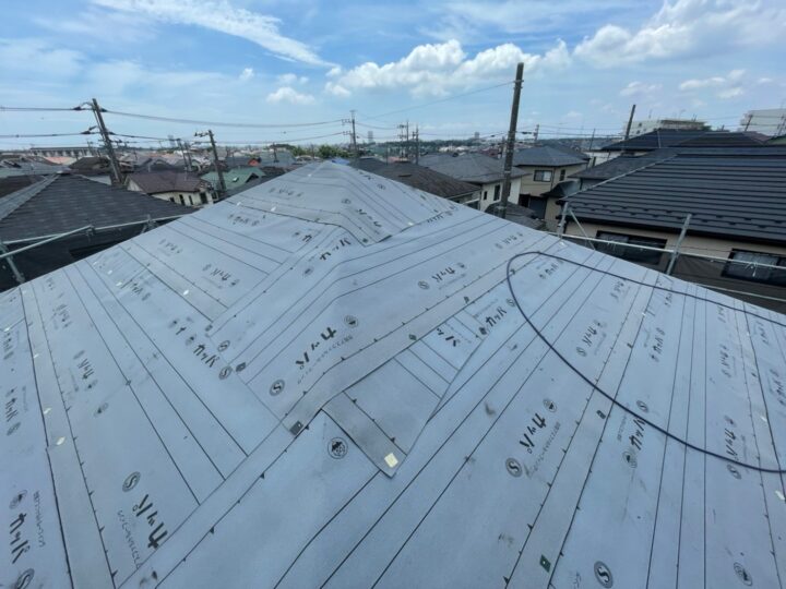 ゴムアスファルトルーフィング貼り付け完了全景