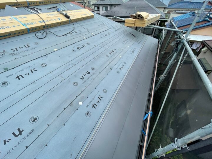 ニチハ・横暖ルーフαS本体施工