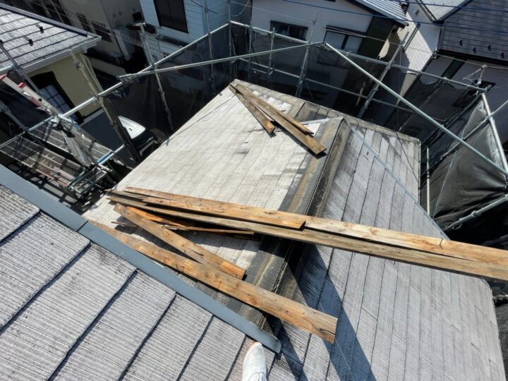 既存棟板金解体工事