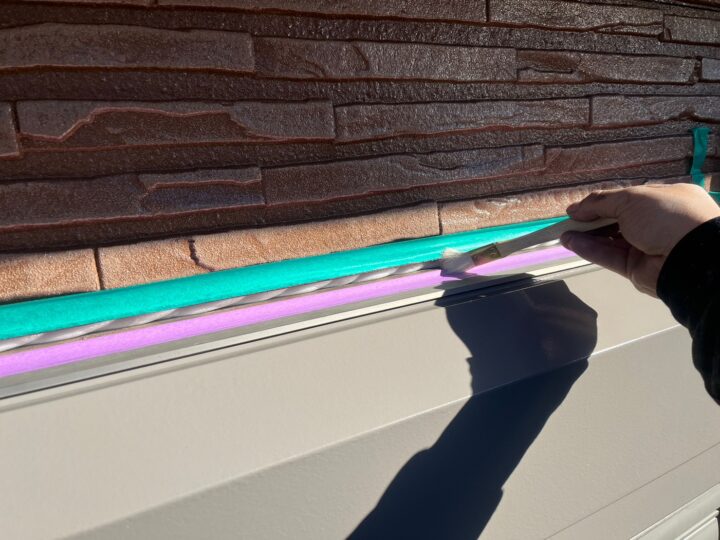 開口部廻りシ－リング専用プライマ－塗布