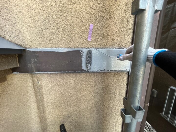 装飾帯下塗り工事