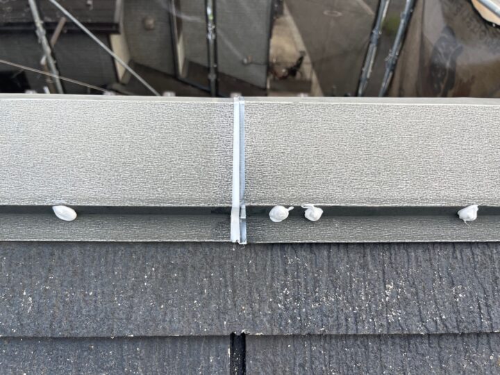 屋根板金シーリング施工後
