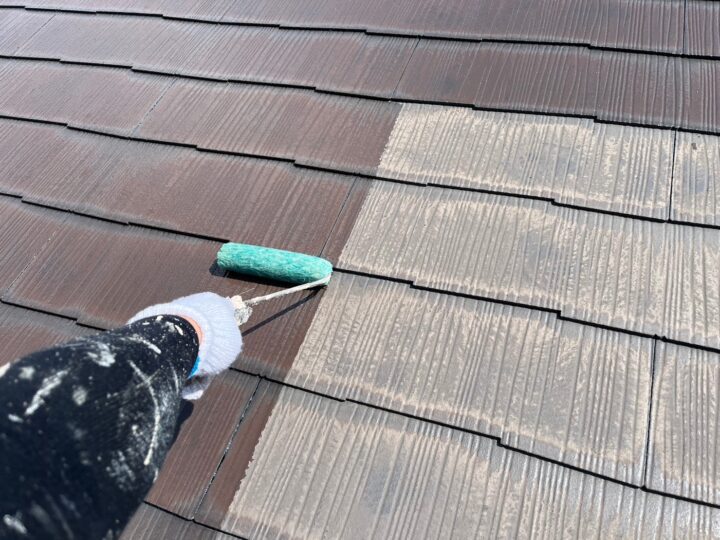 屋根下塗り工事