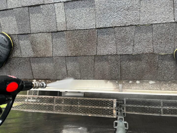 雨樋内部高圧洗浄工事