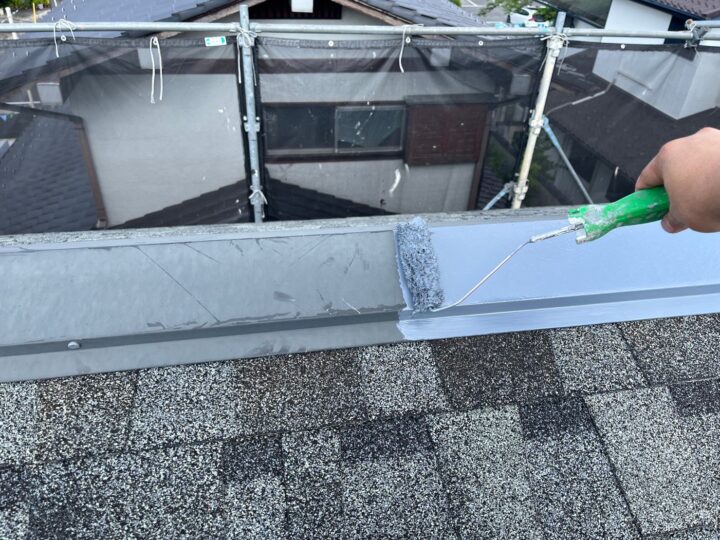 屋根板金下塗り工事