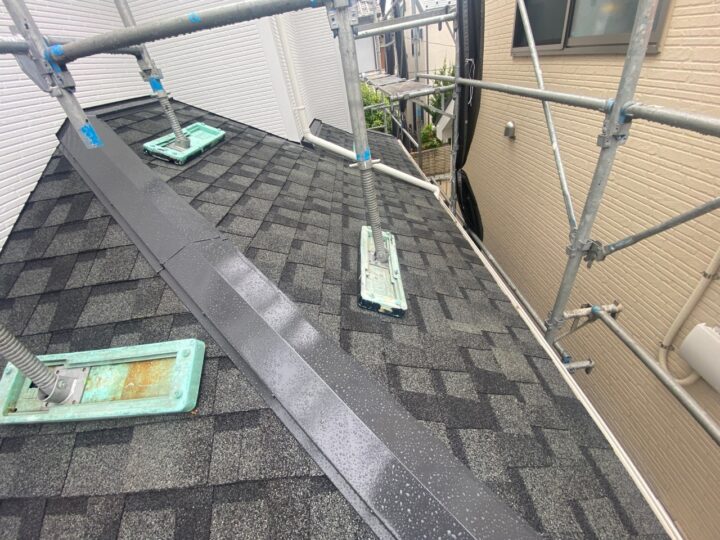 屋根板金塗装工事完了全景