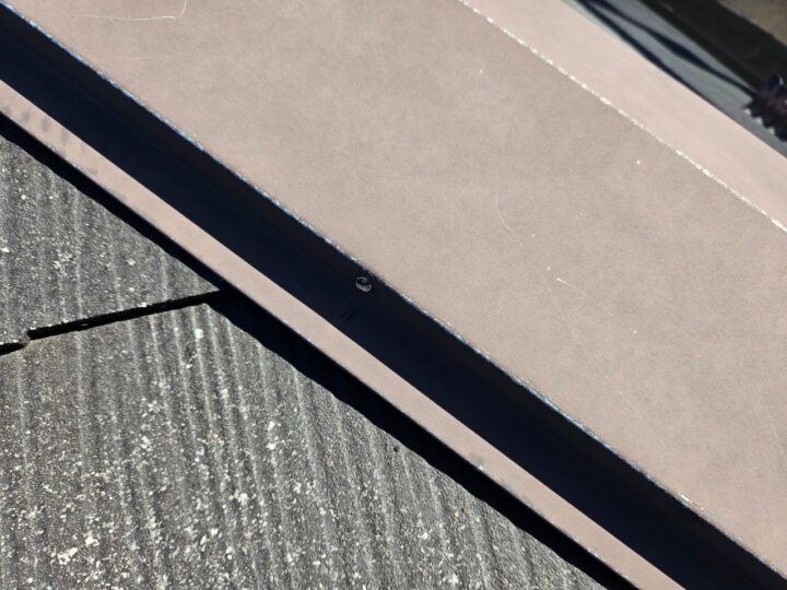 屋根板金釘打ち施工完了